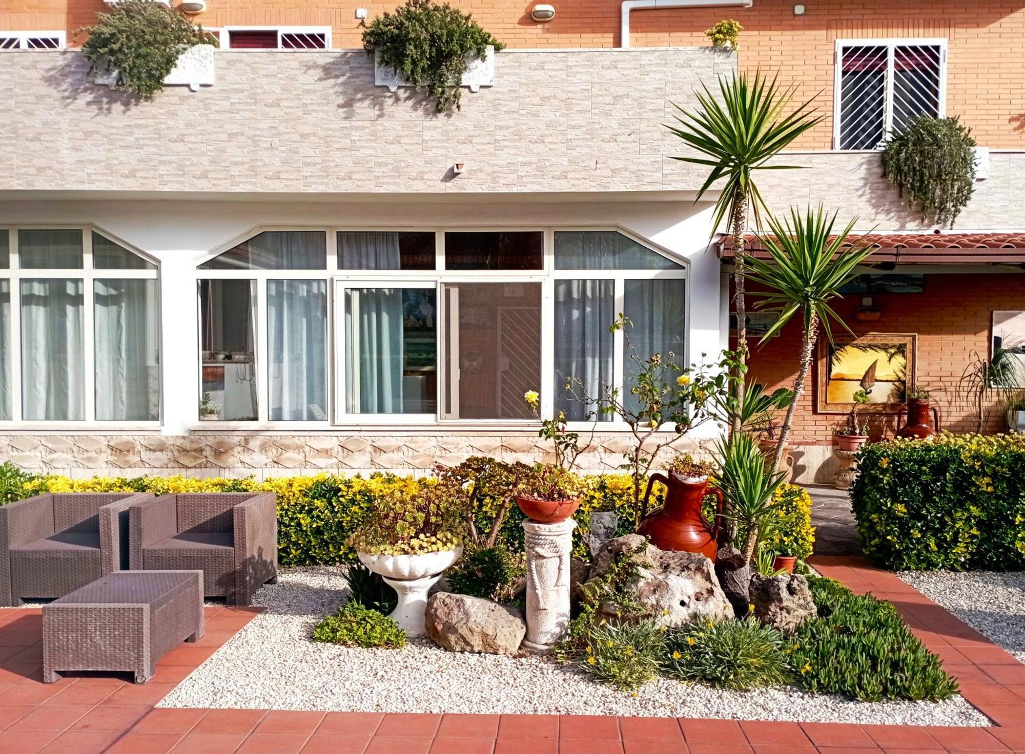 Villa A Casa Dell' Artista Fiumicino Esterno foto